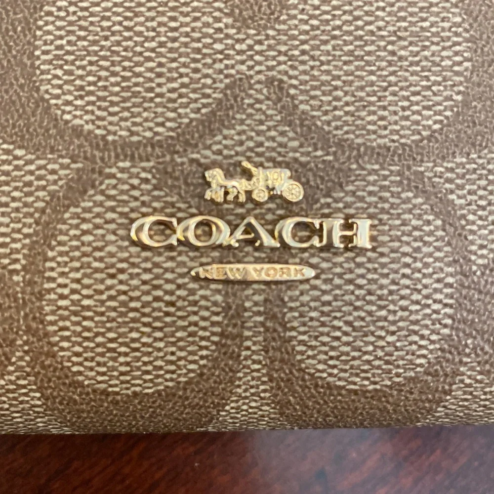 Coach medium side zip wallet - Picture 9 of 12